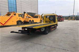 安康非事故拖车